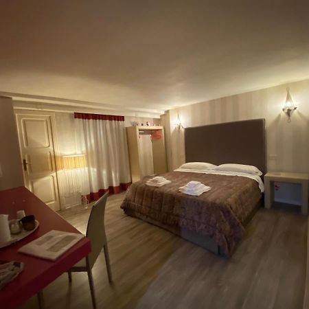 Dante'S Room By Apulia Accommodation Μπάρι Εξωτερικό φωτογραφία