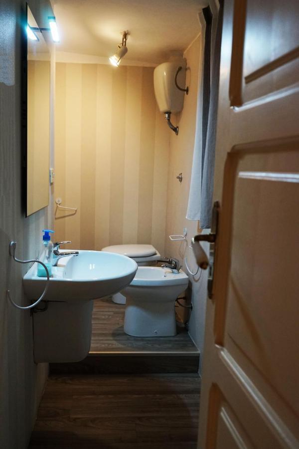 Dante'S Room By Apulia Accommodation Μπάρι Εξωτερικό φωτογραφία